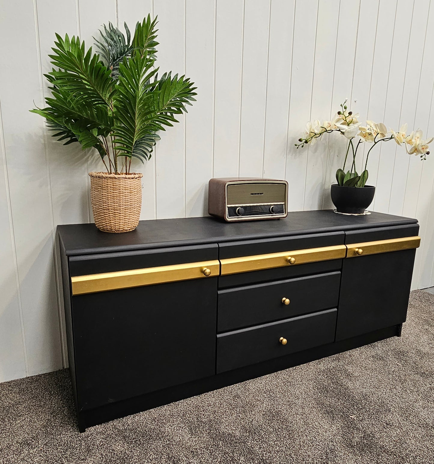 Gold and Black Entertainment Unit