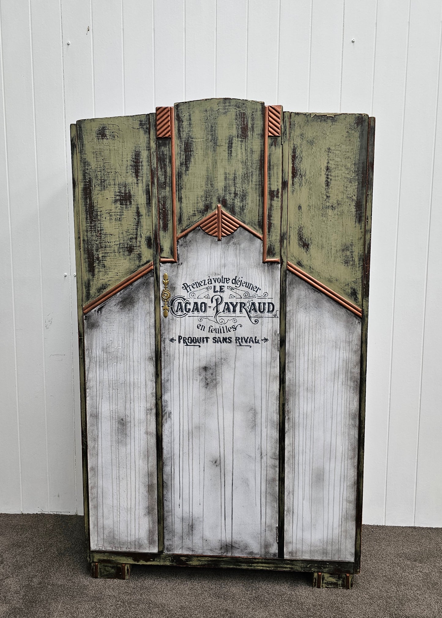 Armoire Française