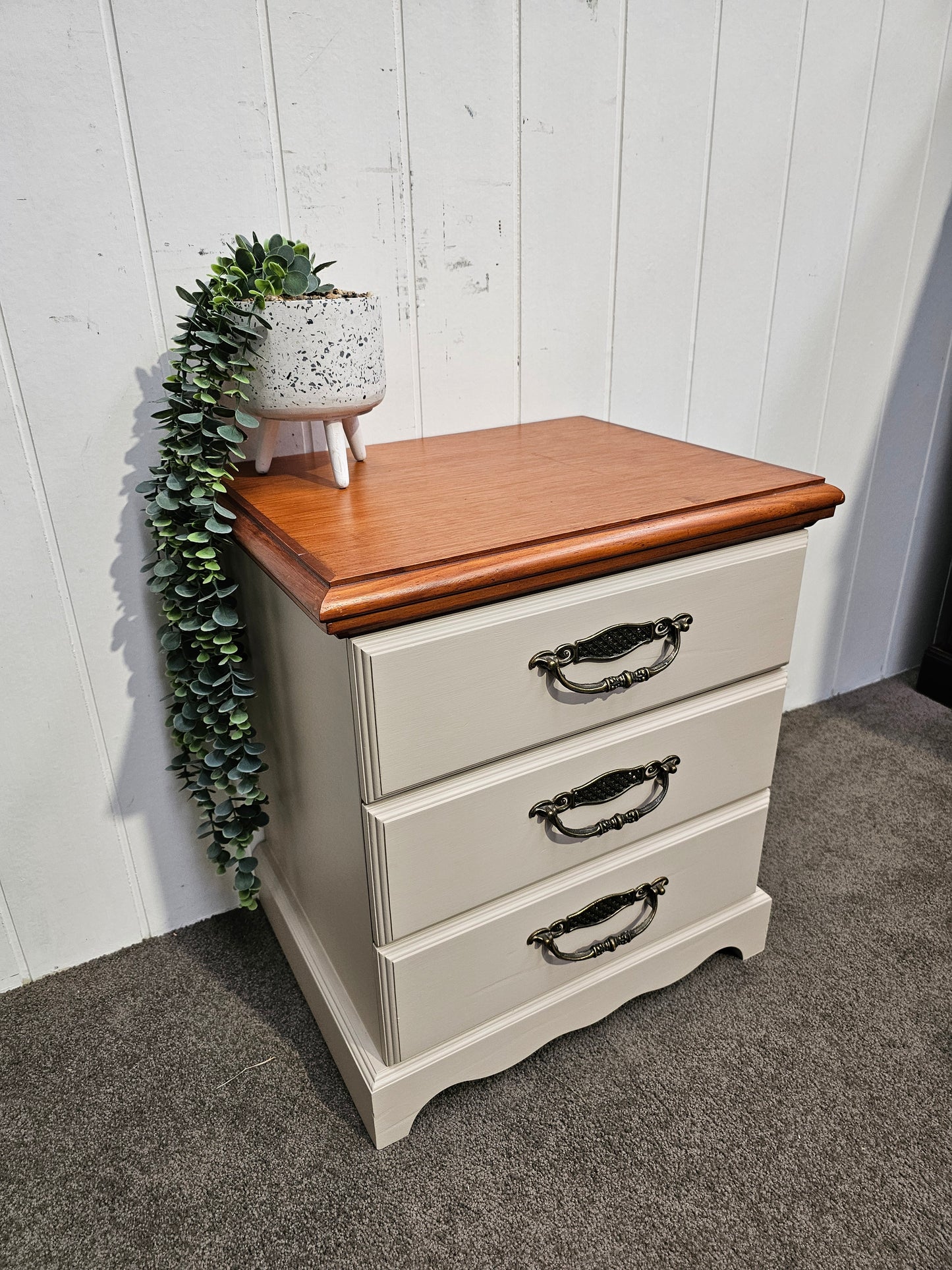 Upcycled Bedside