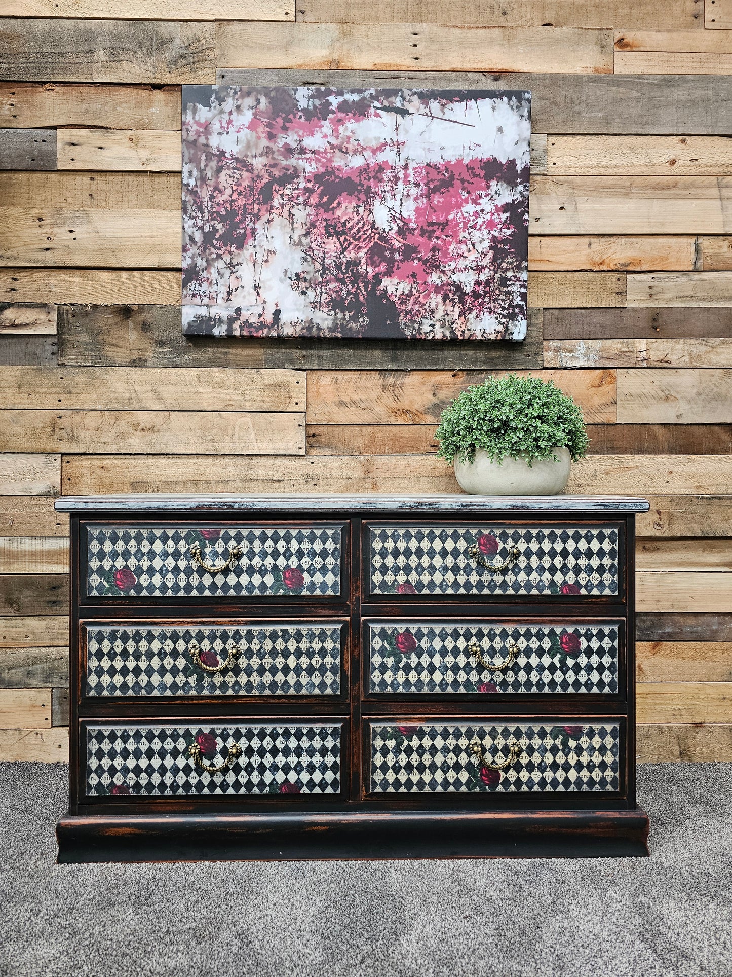 Shabby Harlequin & Rose