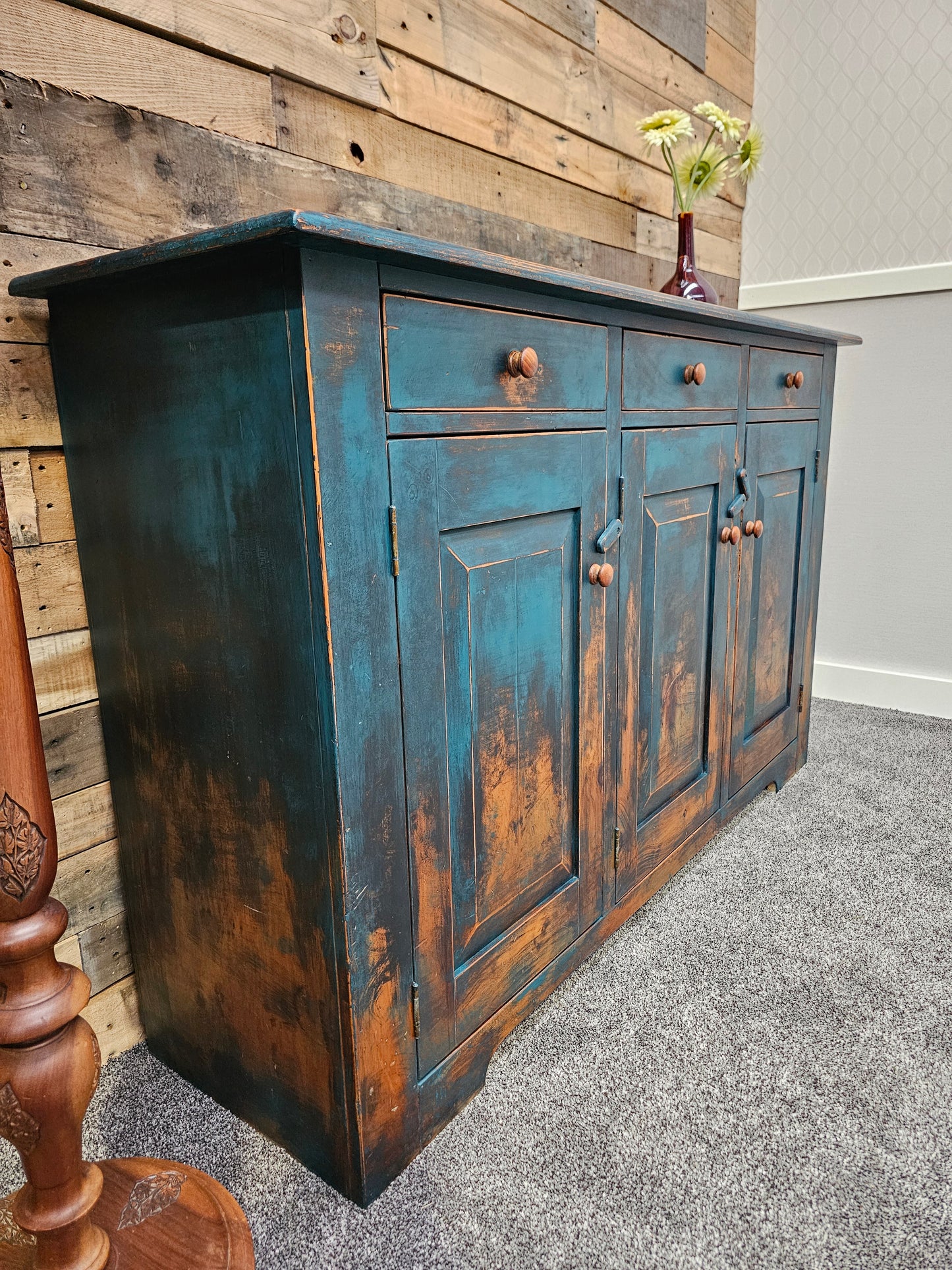 Barnwood Buffet