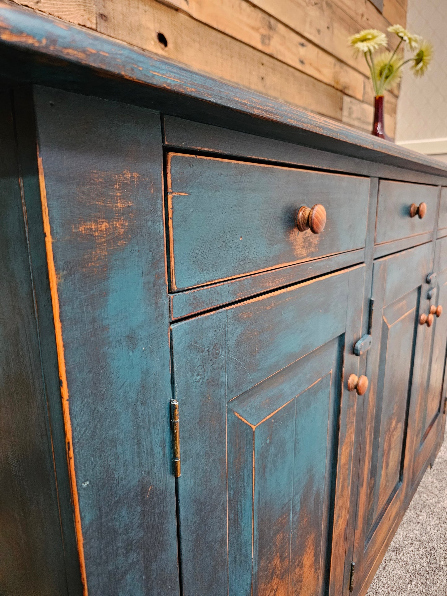 Barnwood Buffet